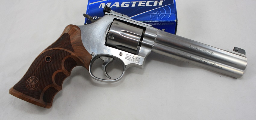 Smith & Wesson S&W 686 Target Champion Match Master Deluxe angeboten von der B&H Waffenhandelsgesellschaft ohG