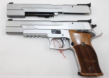 Sig Sauer P220 X-Six mit 9mm Wechselsystem