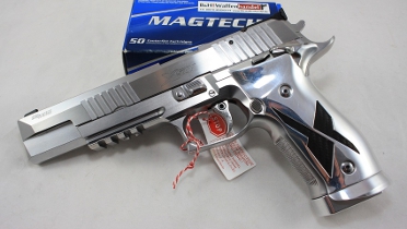 Mastershop Pistole Sig Sauer P226 X-Six Chrome & Carbone
