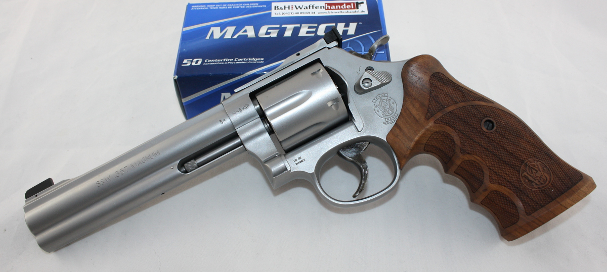 Smith & Wesson Model 686 Target Champion 6" Revolver