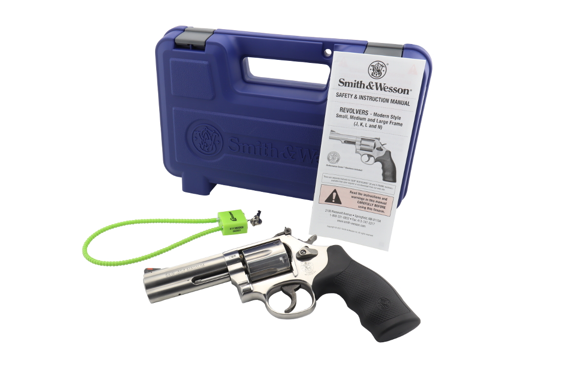 Smith & Wesson Model 686 Standard 4" Revolver